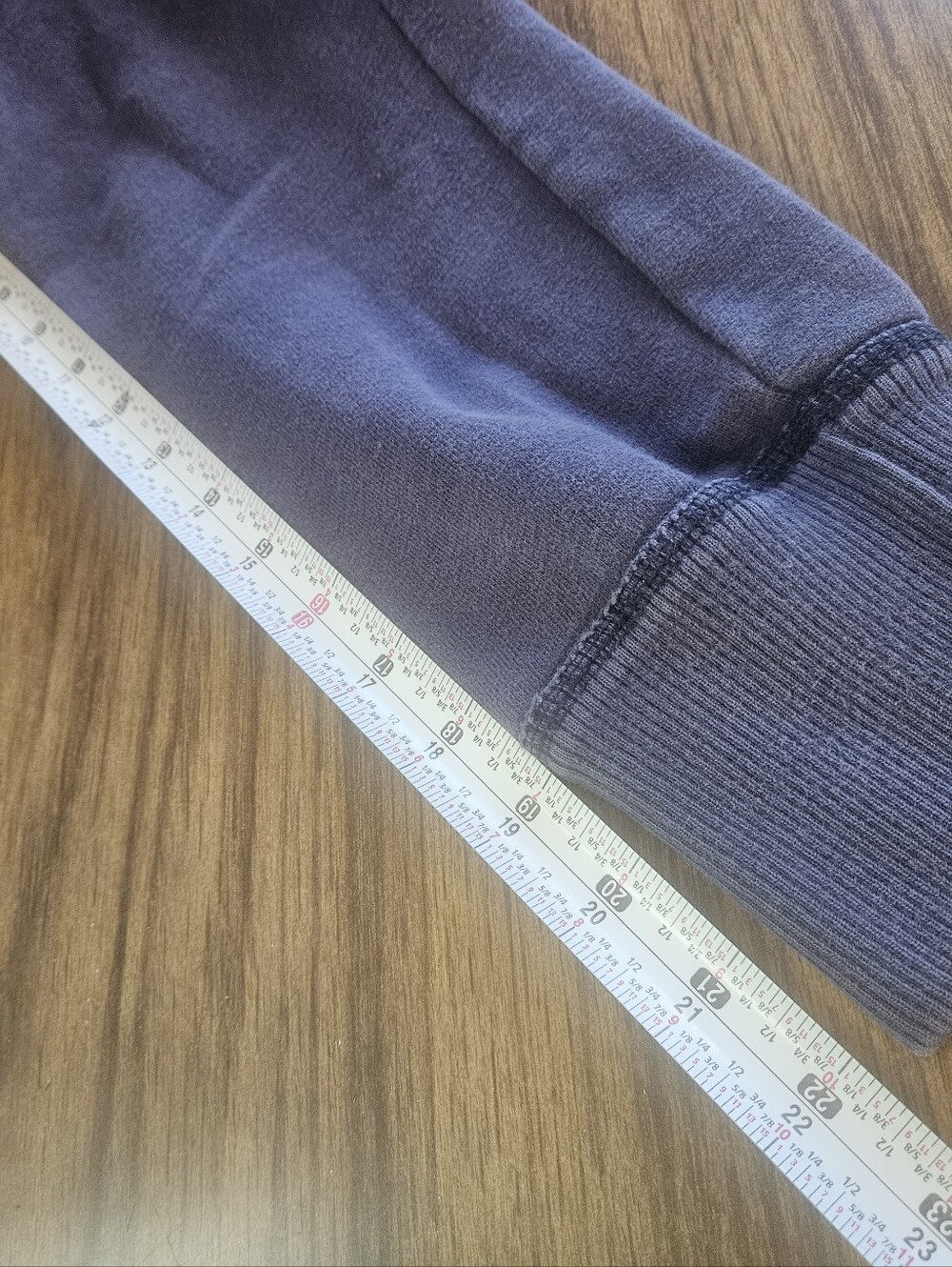 American Eagle Sweatshirts - Picture 10 of 11